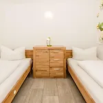 Bungis,de - 28 Ferienhaeuser Am Grimnitzsee G3 Holiday home Joachimsthal