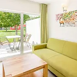 Bungis,de - 28 Ferienhaeuser Am Grimnitzsee G3 *