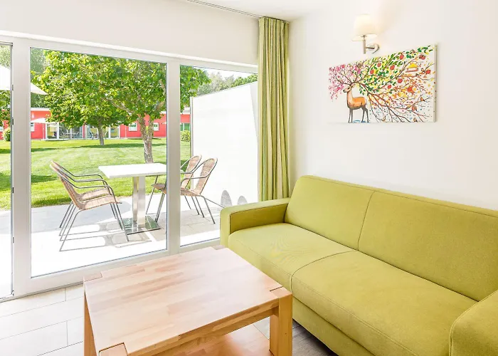 Bungis - 28 Ferienhaeuser Am Grimnitzsee G3 *